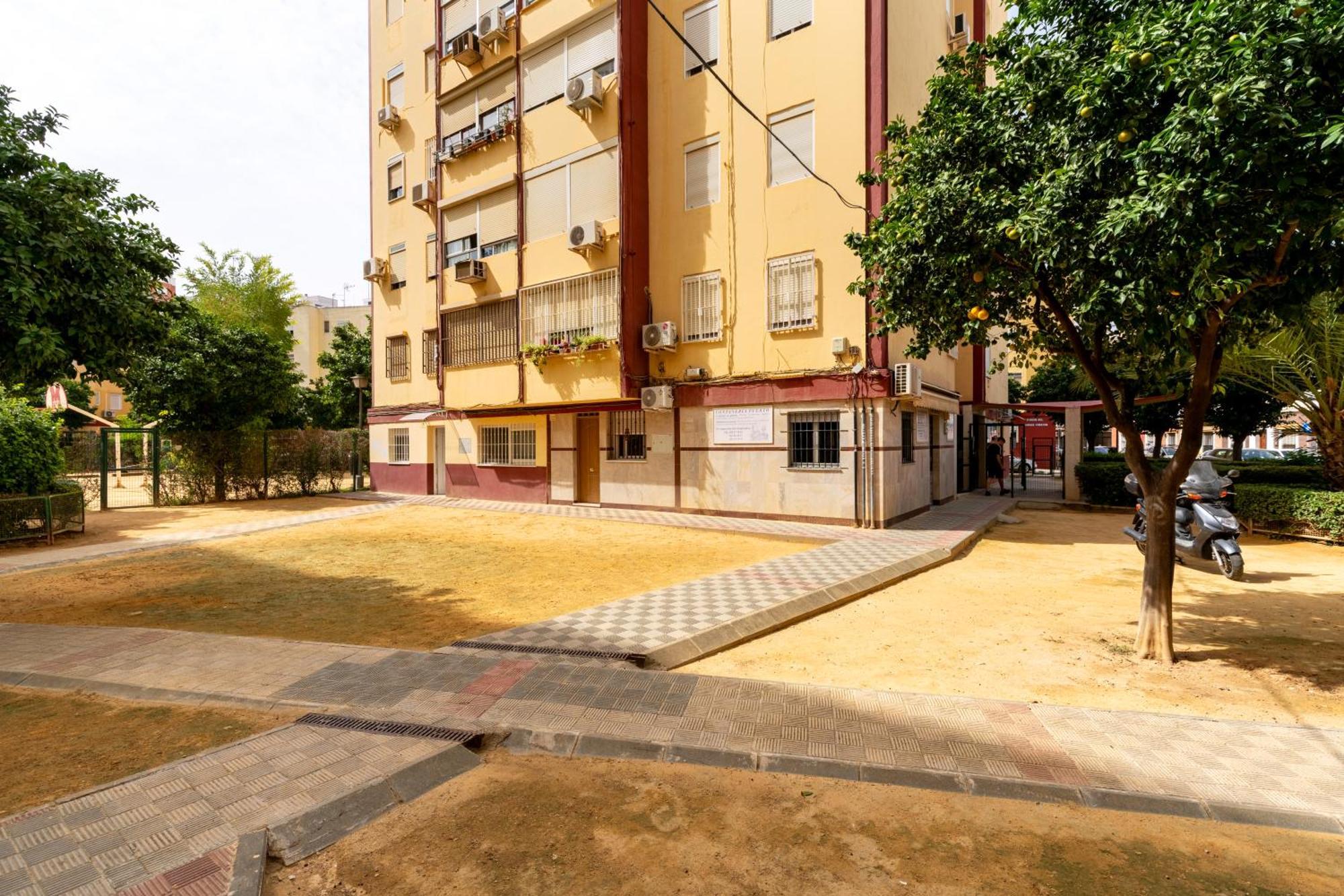 Whitey House In Triana Apartment Севиля Екстериор снимка