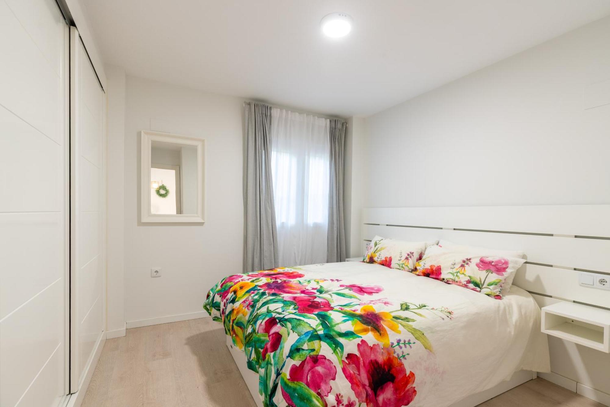 Whitey House In Triana Apartment Севиля Екстериор снимка